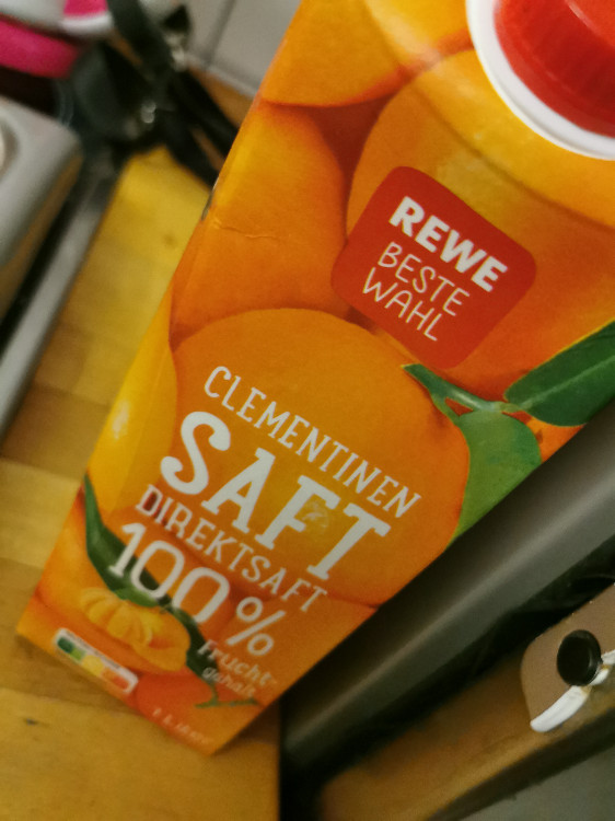 Clementine Saft, 100% Fruchtgehalt von sinakimhort891 | Hochgeladen von: sinakimhort891