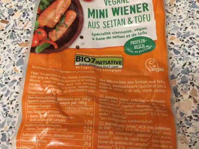 Vegane Mini Wiener aus Seitan und Tofu von Roeschen | Uploaded by: Roeschen