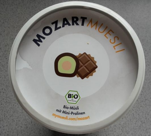 Mozart Müsli, Marzipan, Pistazie und Nuss | Hochgeladen von: caromue2o7