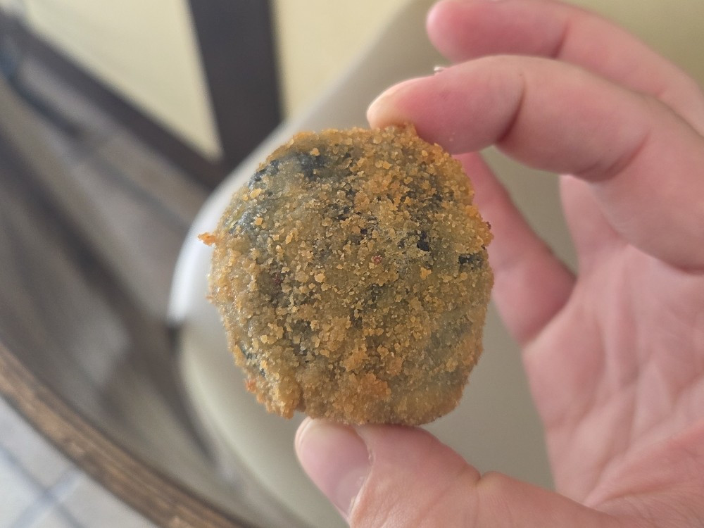 Hochgeladen von: chrisseloni