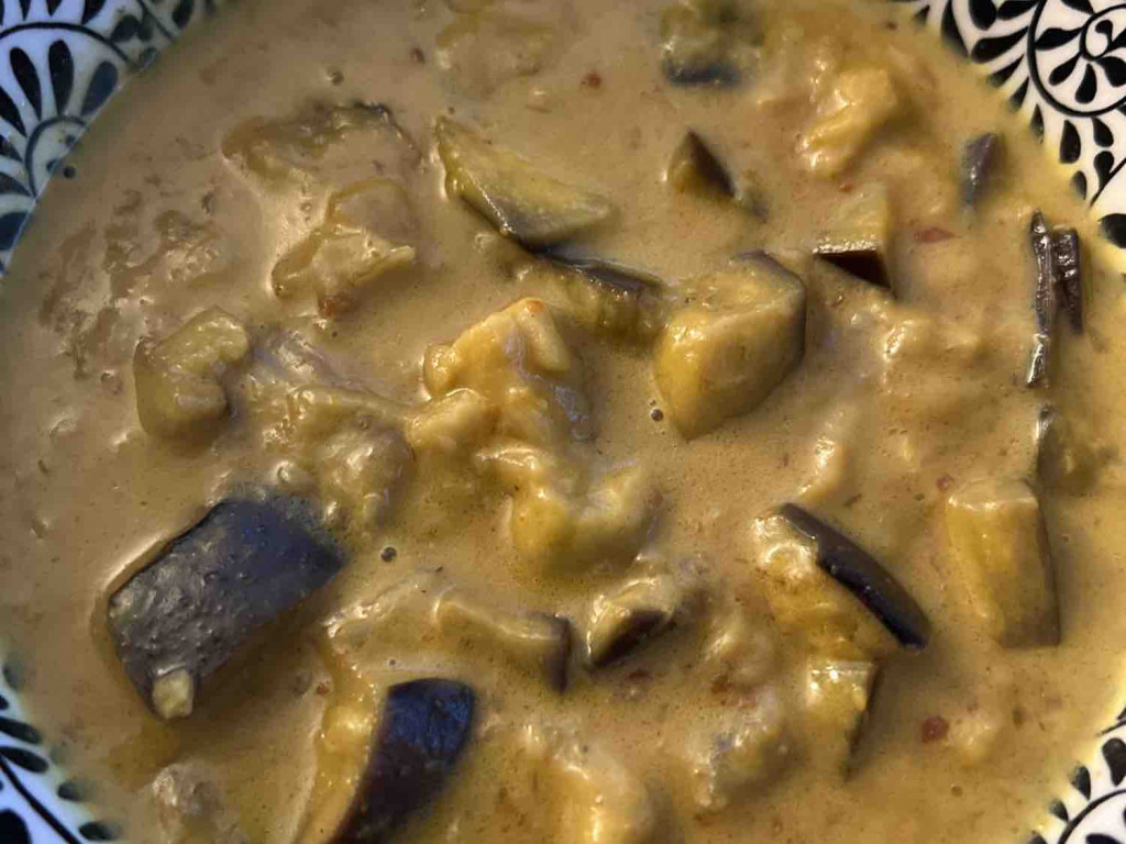 Auberginen-Kokos-Erdnuss-Curry von WaldhexeMadlen | Hochgeladen von: WaldhexeMadlen