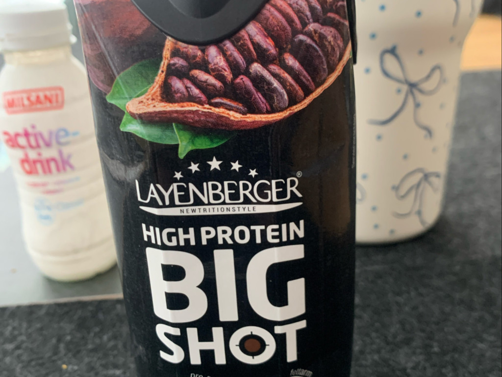 High Protein Big Shot (Chocolate) von Janneoleomi | Hochgeladen von: Janneoleomi High Protein Big Shot (Chocolate) von Janneoleomi | Hochgeladen von: Janneoleomi