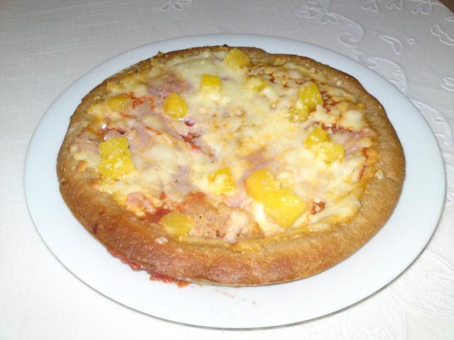Dinkelpizza Minis Hawaii, Schinken, frische Ananas | Hochgeladen von: Shady