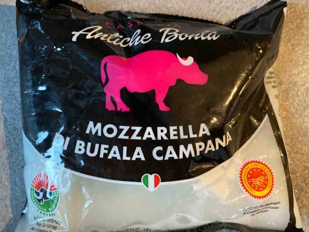 Mozzarella Bufala Campana von FrenchcoreKillah | Hochgeladen von: FrenchcoreKillah