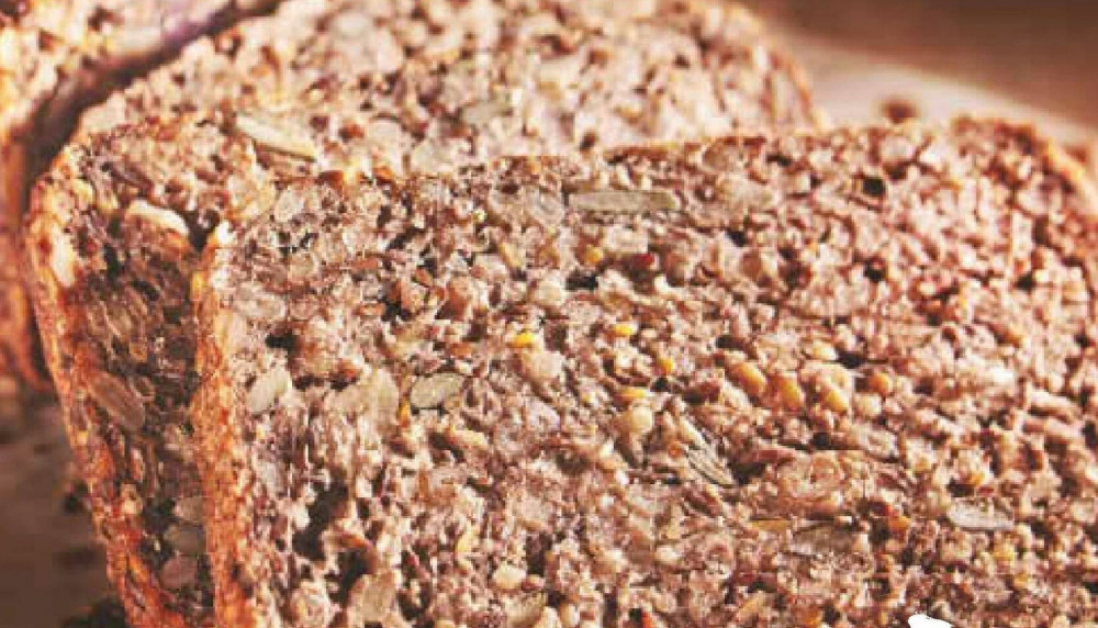 Brot ohne Mehl, pures Kornglück, Hafer, Emmer, Chia, Saaten, Ker | Hochgeladen von: Enomis62