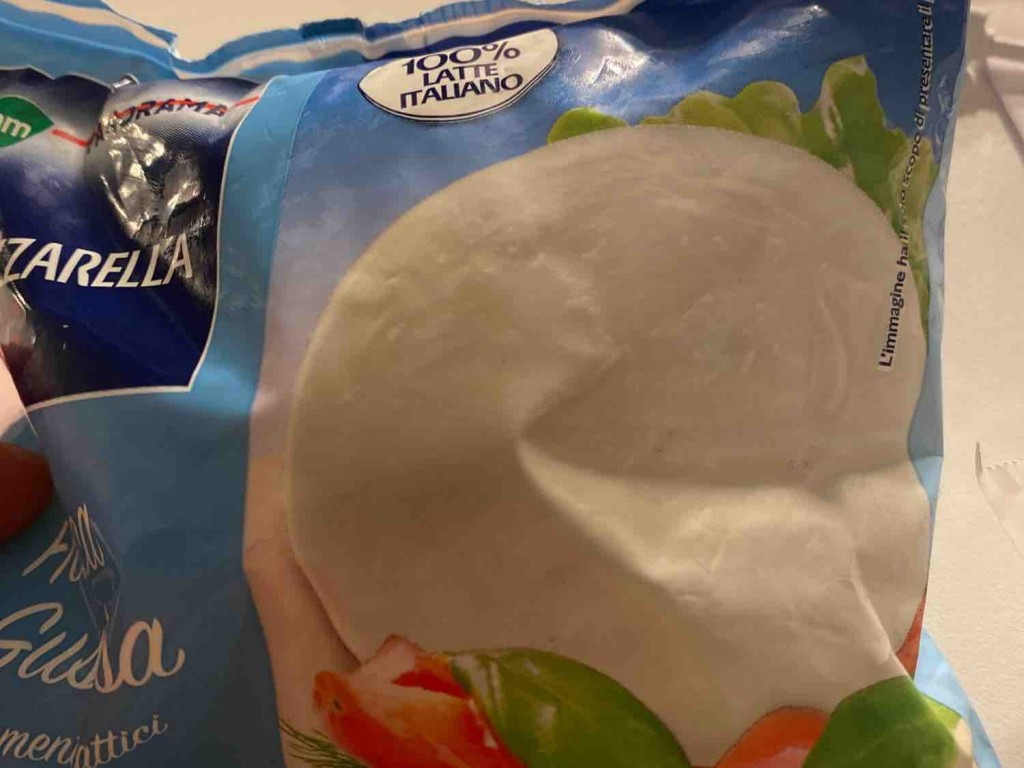 Italian Mozzarella , Full Fat by anunlapatch | Uploaded by: anunlapatch Italian Mozzarella , Full Fat by anunlapatch | Uploaded by: anunlapatch