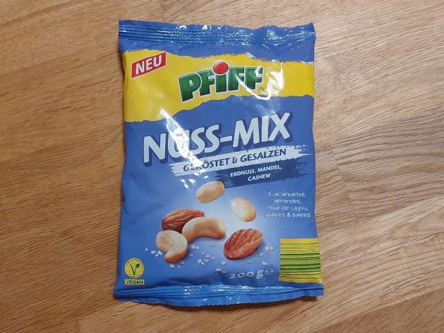 Hochgeladen von: Zoren76 Hochgeladen von: Zoren76