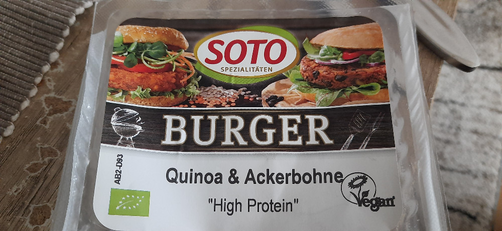Burger Quinoa Ackerbohne von Shamus McBond | Hochgeladen von: Shamus McBond