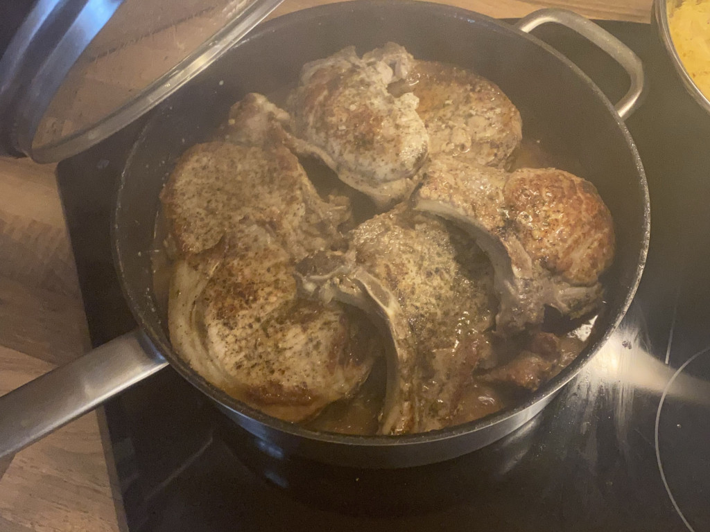 Hochgeladen von: DomD