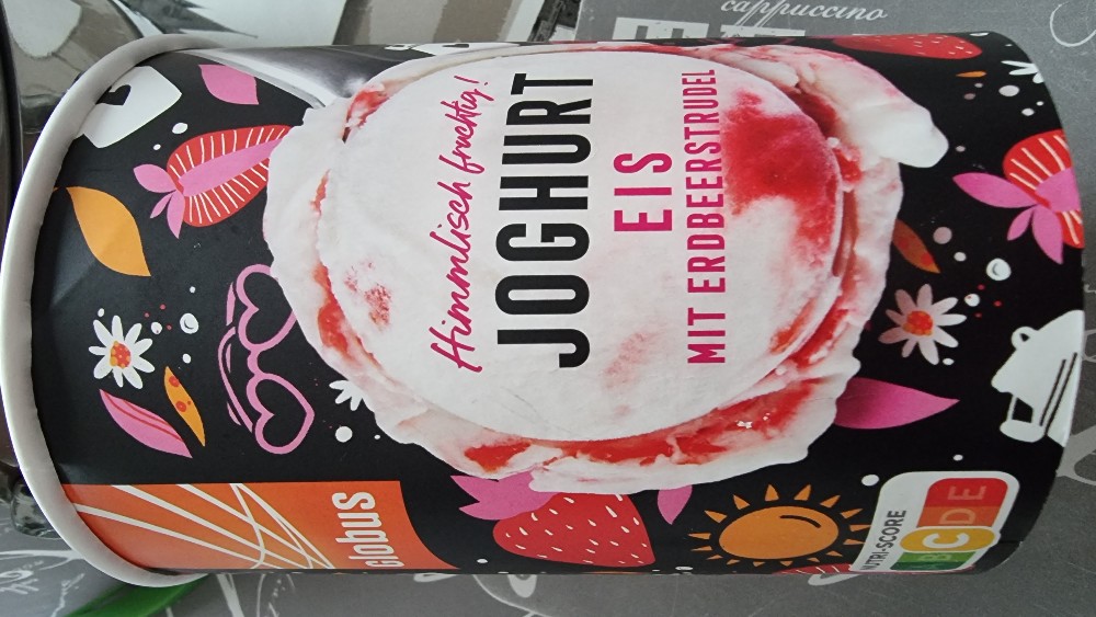 Joghurt Eis mit Erdbeerstrudel von erick293 | Hochgeladen von: erick293