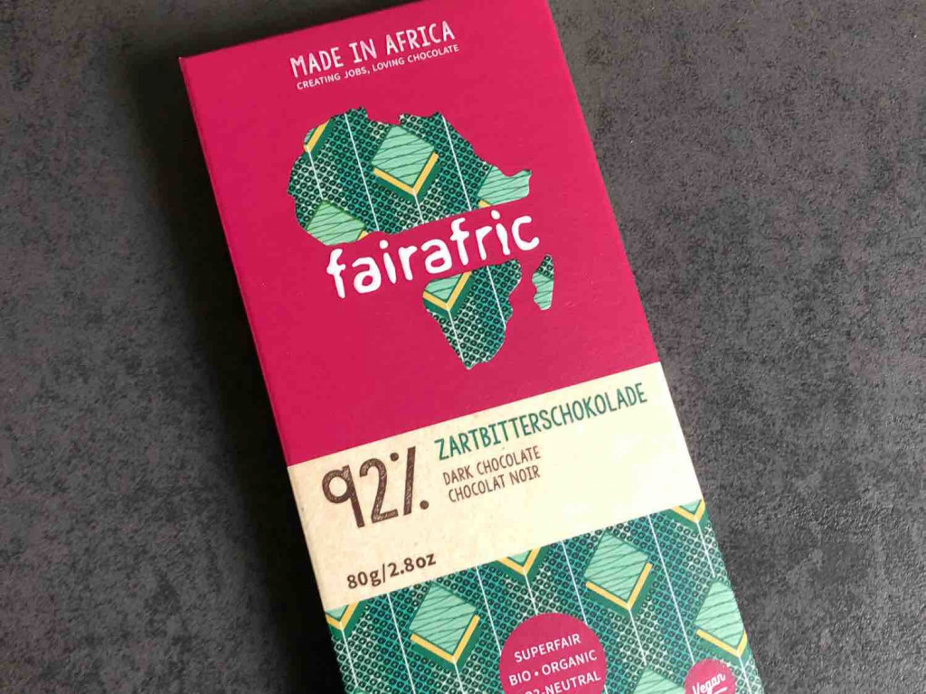 fairafric Zartbitterschokolade 92% , Zartbitter Schokolade Dark  | Hochgeladen von: YLVA