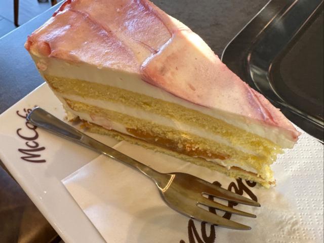Pfirsich-Melba Torte von FloGym | Hochgeladen von: FloGym Pfirsich-Melba Torte von FloGym | Hochgeladen von: FloGym