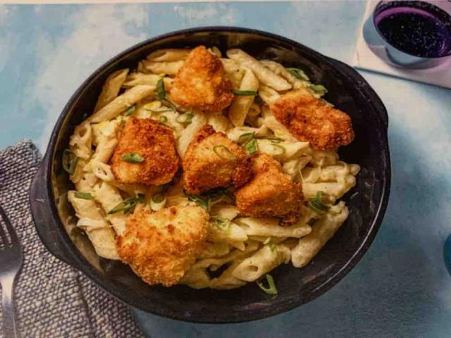 Selbst gemachte Hähnchen-Nuggets, Auf cremiger Curry-Lauch-Pasta | Hochgeladen von: DK100