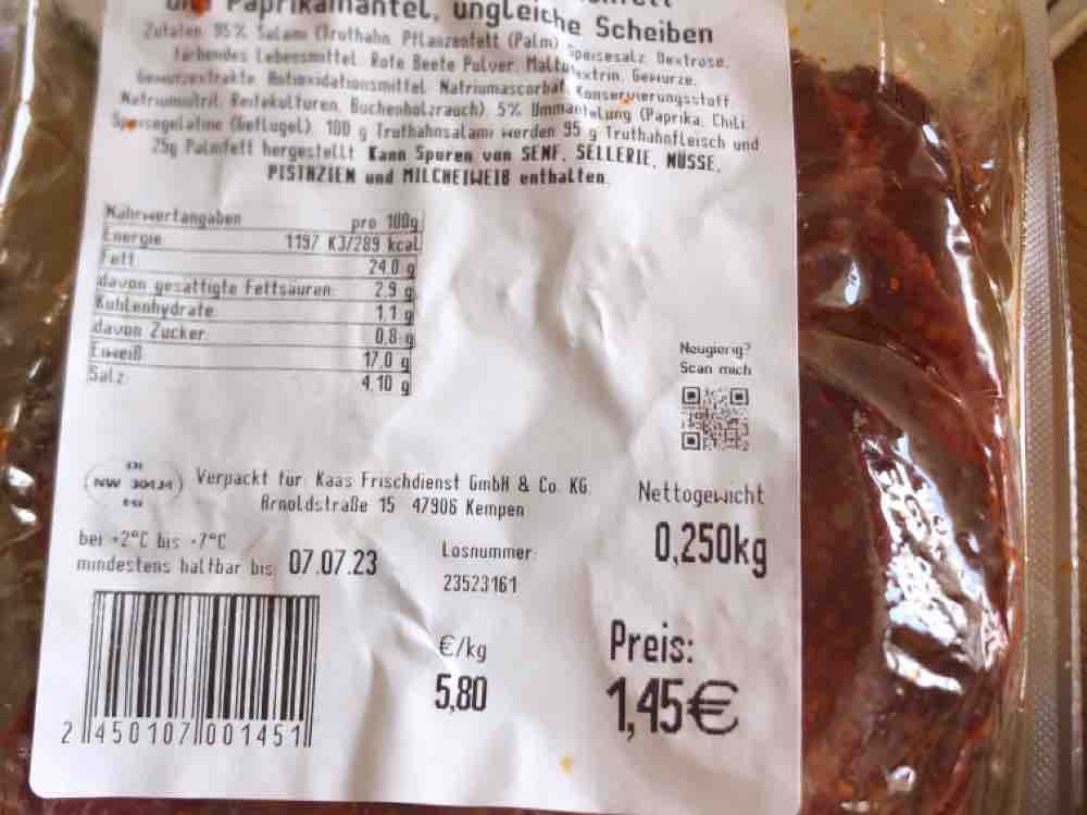 Geflügelsalami, mit Pflanzenfett im Pfeffermantel von jewelseinm | Hochgeladen von: jewelseinmalig