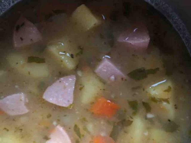 kartoffelsuppe mit Wurst von mariascheucher | Hochgeladen von: mariascheucher