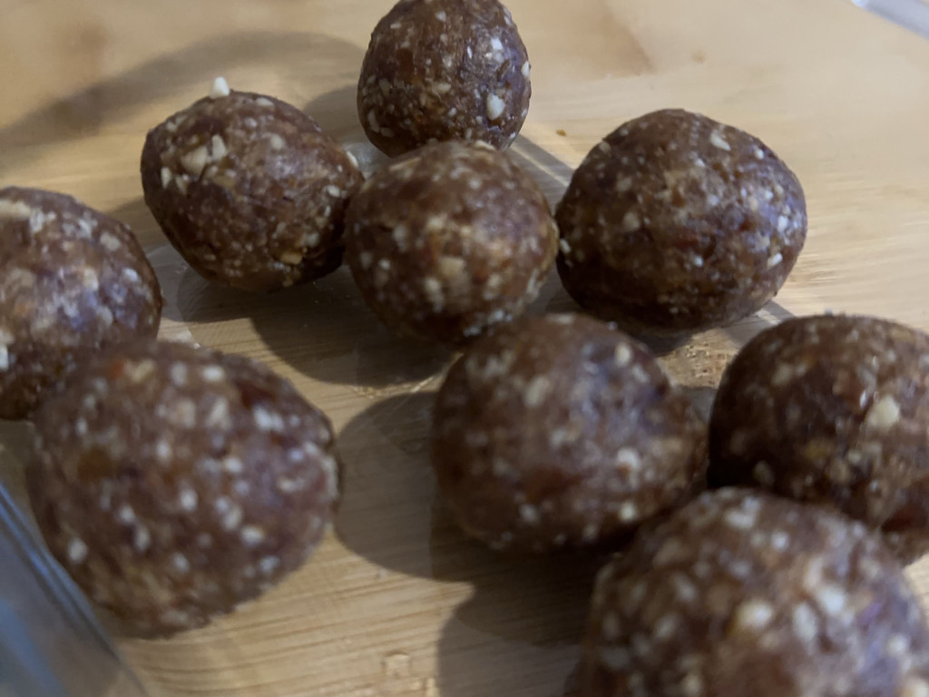 Energyball von TommyB42 | Hochgeladen von: TommyB42 Energyball von TommyB42 | Hochgeladen von: TommyB42