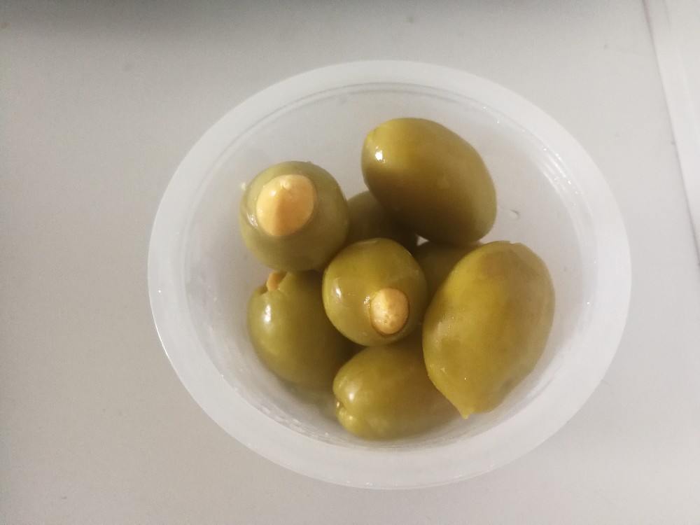 Orto Mio Griechische Oliven gefüllt mit Mandeln 4x60g Portionen  | Hochgeladen von: Nikkizzi
