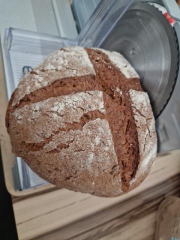 schwarzbierbrot, roggenmischbrot von skysurvergirl | Hochgeladen von: skysurvergirl