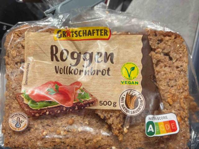 Roggen Vollkornbrot by AnnaYuilia | Uploaded by: AnnaYuilia