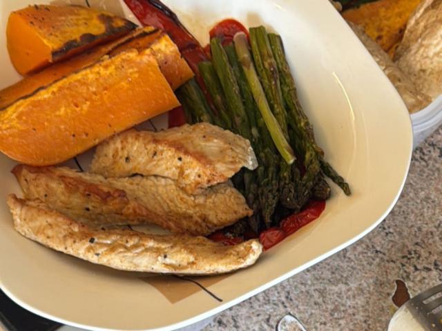 turkey with veggies and sweet potato by Pamelle | Uploaded by: Pamelle turkey with veggies and sweet potato by Pamelle | Uploaded by: Pamelle