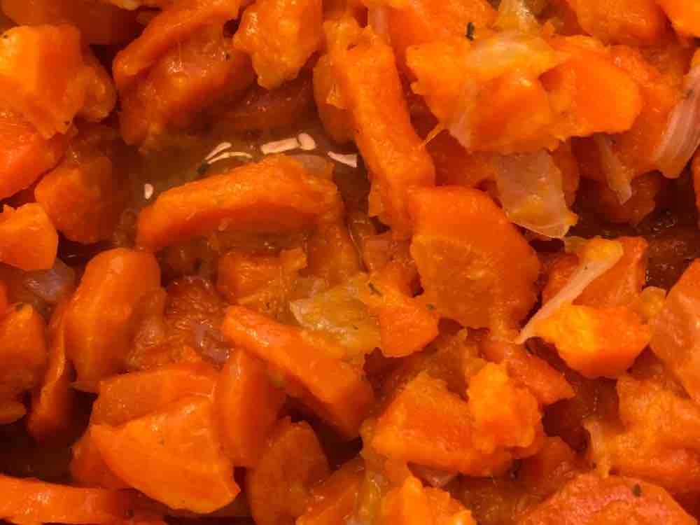 Karotten (Möhren), gedünstet, in Butter geschwenkt (Zubereitung  | Hochgeladen von: TA209