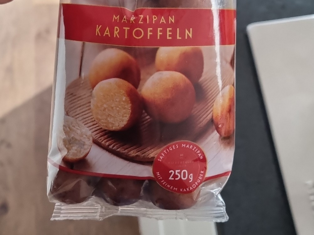 Hochgeladen von: Anni2025