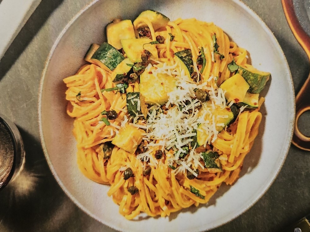 Hello Fresh Linguine mit scharfen Kapern von Diana Coe | Hochgeladen von: Diana Coe Hello Fresh Linguine mit scharfen Kapern von Diana Coe | Hochgeladen von: Diana Coe