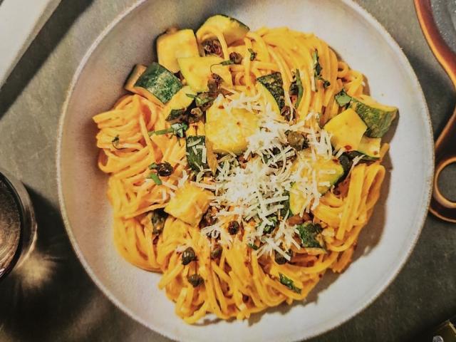 Hello Fresh Linguine mit scharfen Kapern von Diana Coe | Hochgeladen von: Diana Coe Hello Fresh Linguine mit scharfen Kapern von Diana Coe | Hochgeladen von: Diana Coe