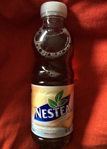 Nestea Eistee, Weißer Pfirsich, ohne Zucker | Hochgeladen von: xmellixx