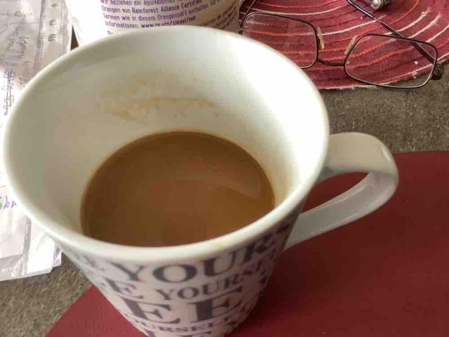 Kaffee mit Milch 7,5% und ein Zucker von MARIESR | Hochgeladen von: MARIESR