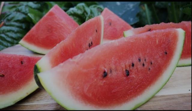 Wassermelone, frisch von Tribi | Hochgeladen von: Tribi