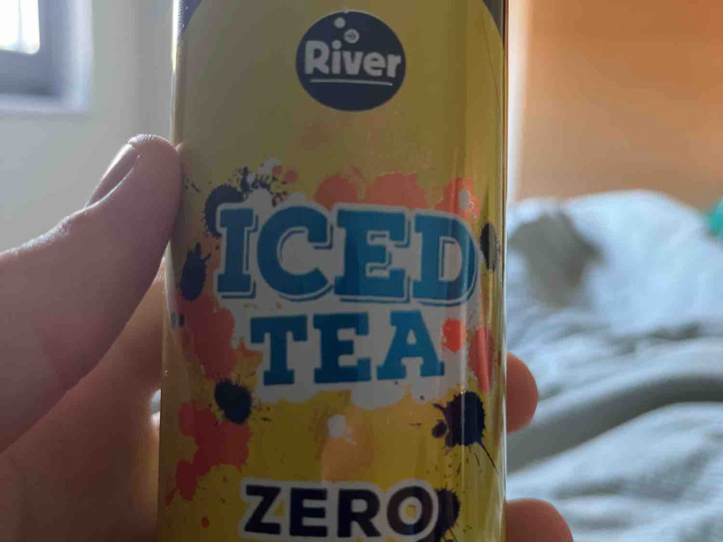 River (iced tea Zero sparkling) von Merlinlukezimmermann | Hochgeladen von: Merlinlukezimmermann