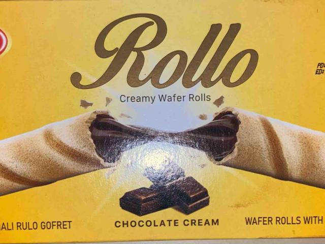 Rollo Creamy Wafer Rolls, with chocolate cream von doradark | Hochgeladen von: doradark