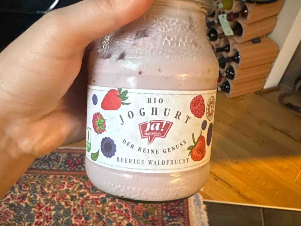 Bio Joghurt Waldfrucht, 3,5 von juliaahackl | Hochgeladen von: juliaahackl