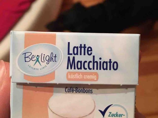 Cafe-Bonbons, Latte Macchiato von carlottasimon286 | Hochgeladen von: carlottasimon286