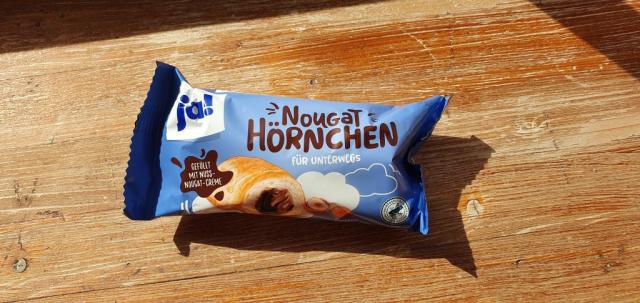 Nougat Hörnchen , Nuss Nougat  | Hochgeladen von: Anonyme