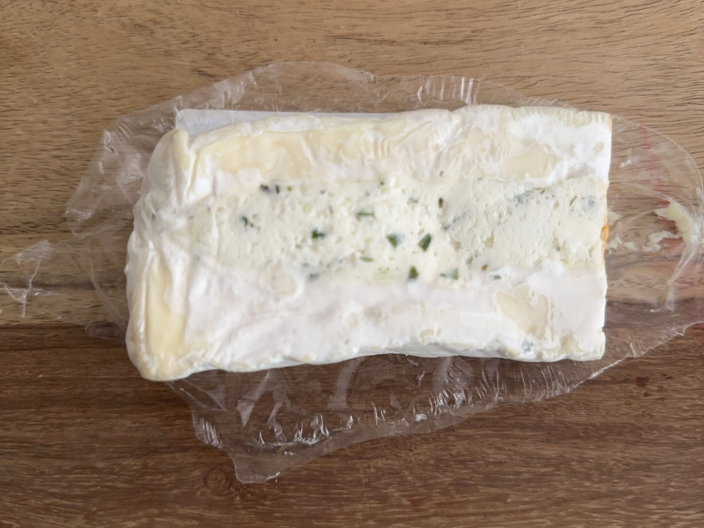 Hochgeladen von: Miarella Hochgeladen von: Miarella
