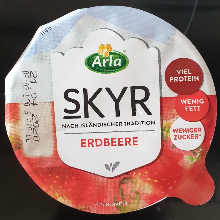 Skyr auf Erdbeere, nach isländischer Tradition von FerrariGirlNr | Hochgeladen von: FerrariGirlNr1