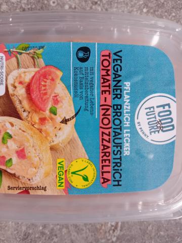 Veganer Brotaufstrich, Tomate-(No)zzarella by Jukobo | Uploaded by: Jukobo