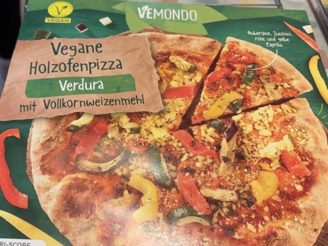 Hochgeladen von: EdeGZ Hochgeladen von: EdeGZ