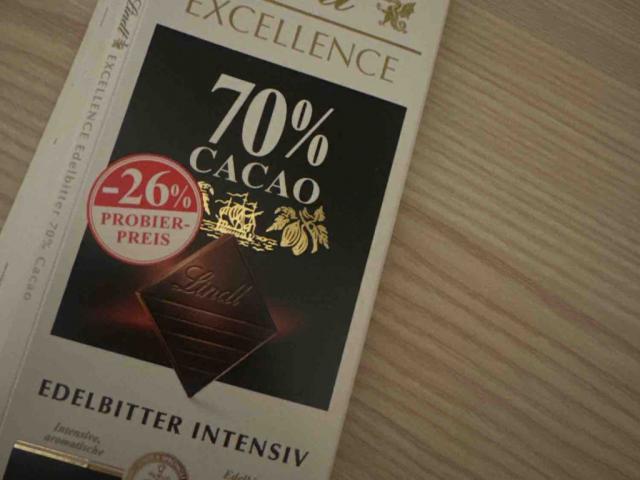 lindt excellence 70% von MagdalenaMaamoul | Hochgeladen von: MagdalenaMaamoul