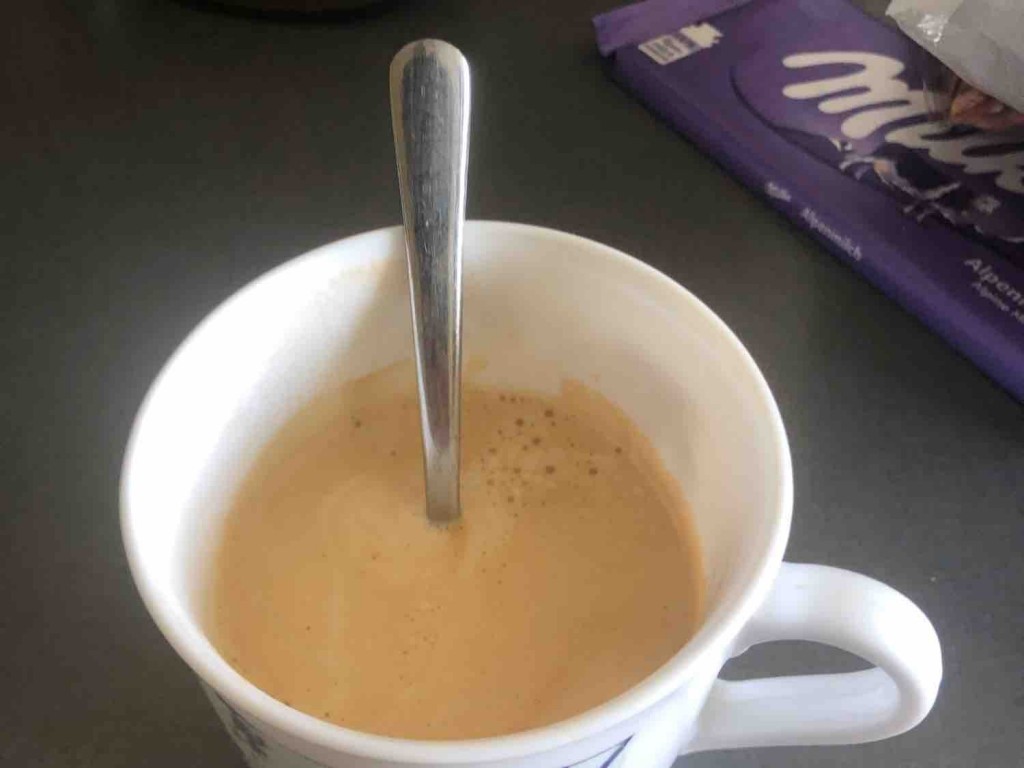 Kaffee mit Zucker, 125ml cafe crema 1 würfel	 von fidan | Hochgeladen von: fidan