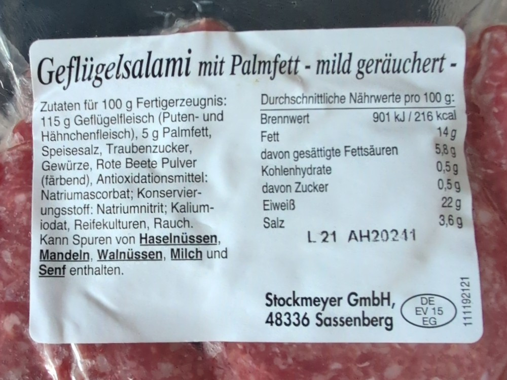Geflügelsalami mit Palmfett, mild geräuchert von I3ueno | Hochgeladen von: I3ueno Geflügelsalami mit Palmfett, mild geräuchert von I3ueno | Hochgeladen von: I3ueno