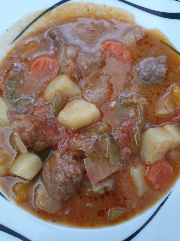 Rinder Gulasch (selbst gemach) von joseluis | Hochgeladen von: joseluis