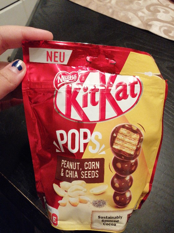 KitKat Pops peanuts, corn & chia seeds von Celine bogi | Hochgeladen von: Celine bogi