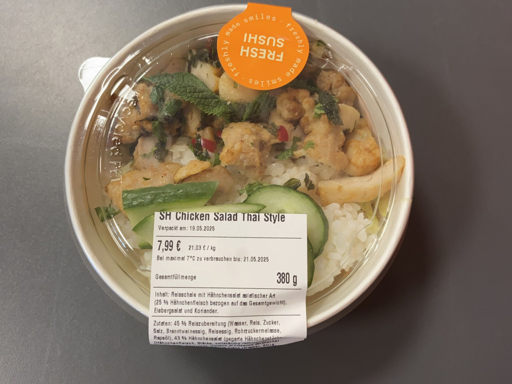 SH chicken salad Thai Style von K9Zi | Hochgeladen von: K9Zi SH chicken salad Thai Style von K9Zi | Hochgeladen von: K9Zi