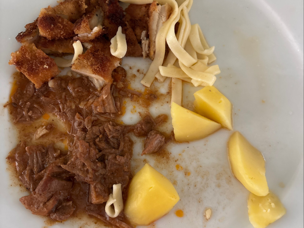 Hochgeladen von: Spektakulilla Hochgeladen von: Spektakulilla