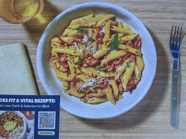 Penne in cremiger Speck Tomaten Soße, Hello Fresh von Emily18110 | Hochgeladen von: Emily181103