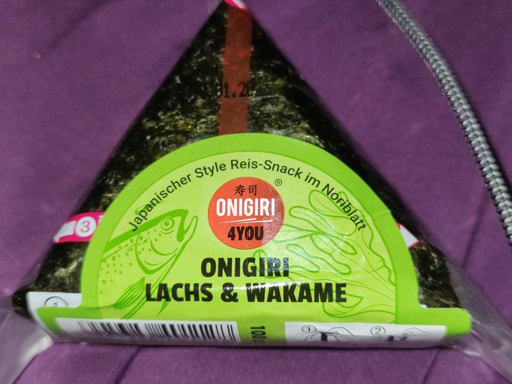 Onigiri, Lachs & Wakame von NiaRev | Hochgeladen von: NiaRev