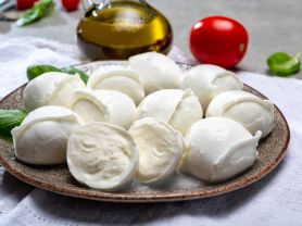 Mini Mozzarella, 45% Fett i.Tr. | Hochgeladen von: swainn